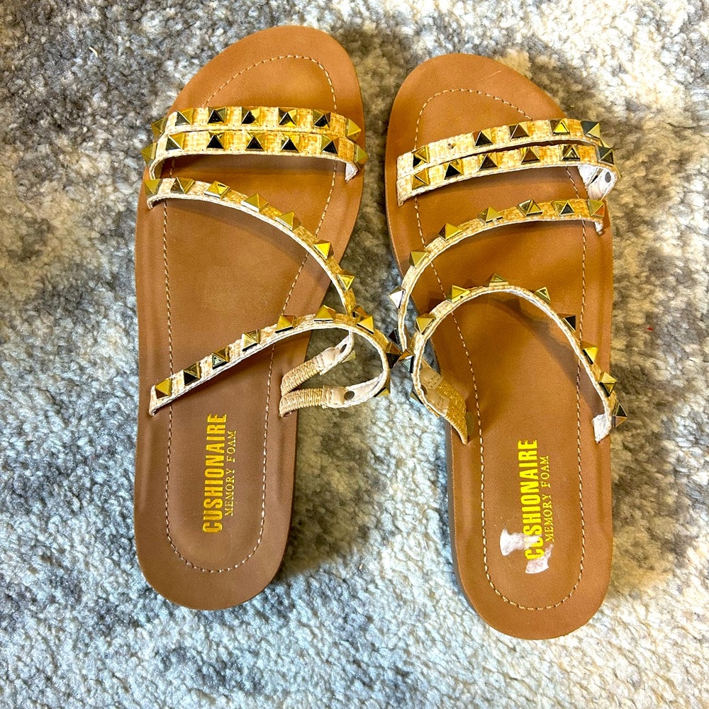 Sandals size 8.